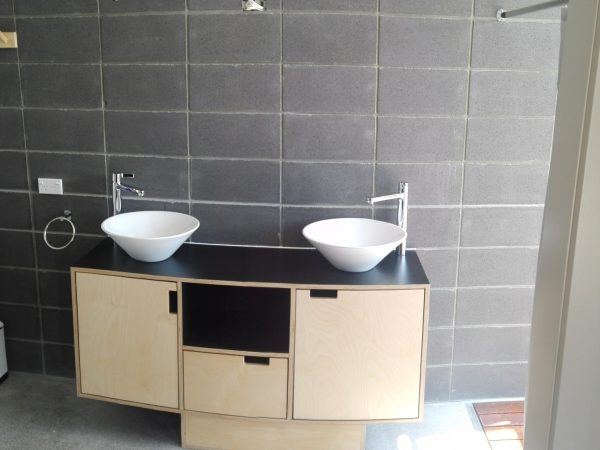 <span>Birch and Black Laminate Vanity</span><i>→</i>