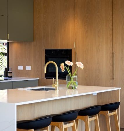 <span>Peninsula Kitchen Joinery</span><i>→</i>